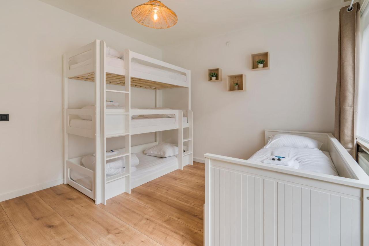 Ruim En Warm Appartement In De Winkelstraat Van Oostende Eksteriør billede