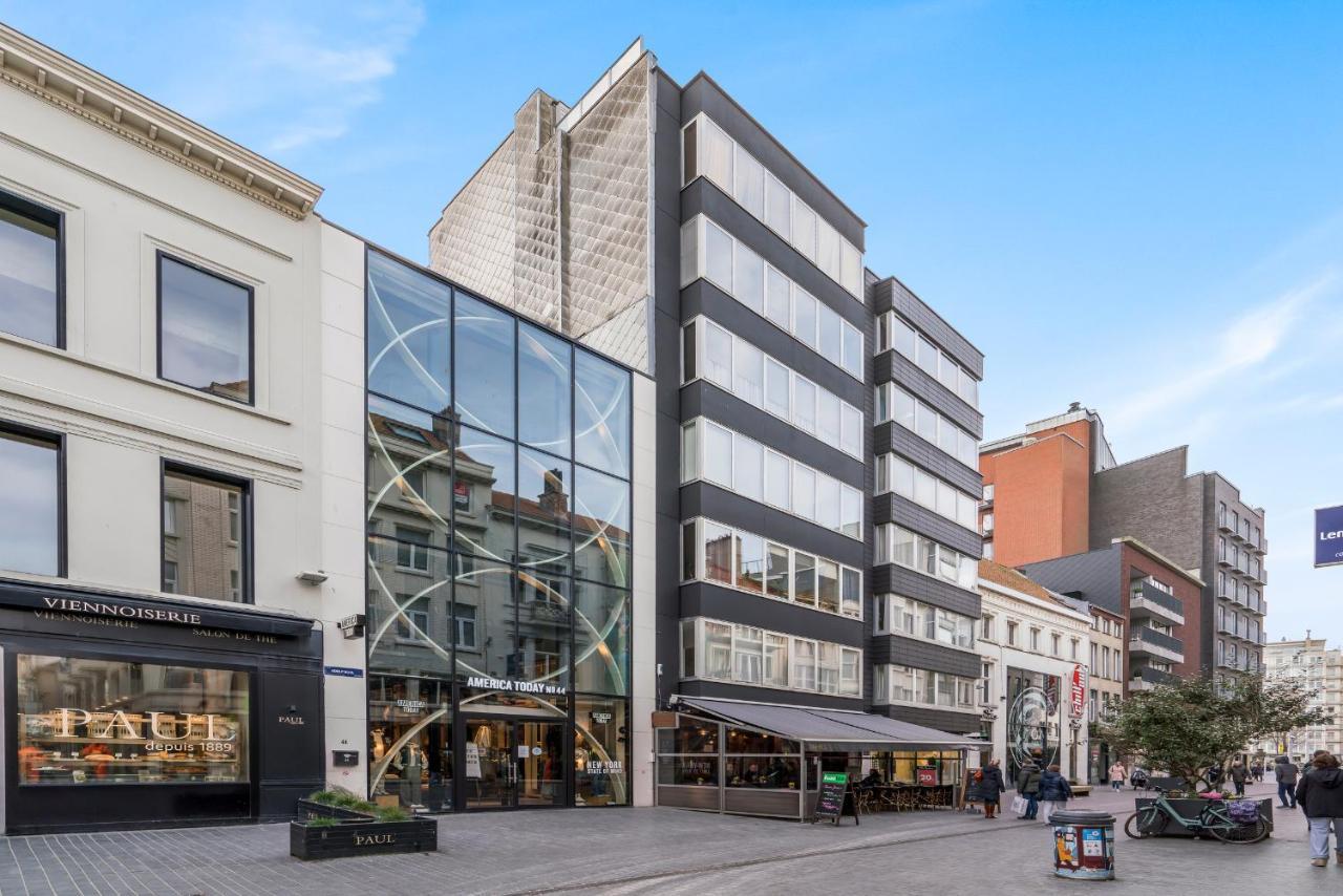 Ruim En Warm Appartement In De Winkelstraat Van Oostende Eksteriør billede
